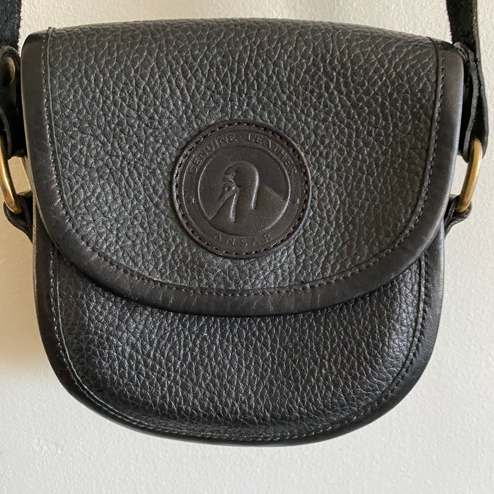 Elegant Black Leather Crossbody Bag